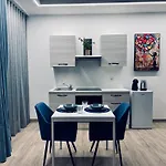 Maison 32 - Luxury Suite Con Jacuzzi E Cucina - Bari Central Station