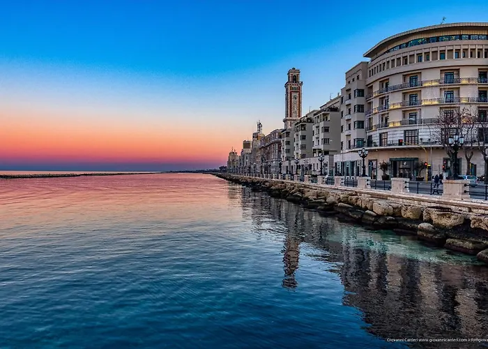 Maison 32 - Luxury Suite Con Jacuzzi E Cucina - Bari Central Station