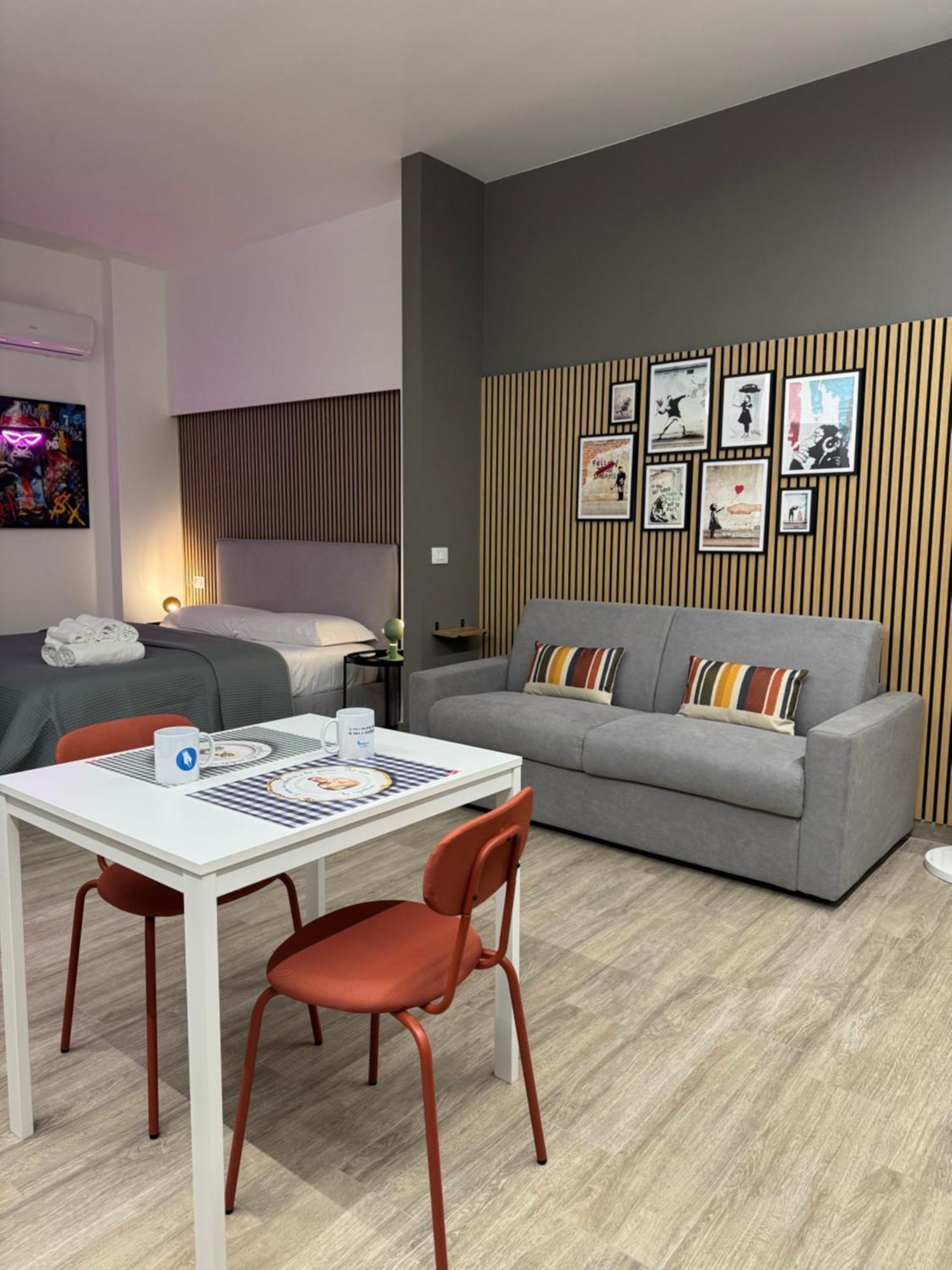 Maison 32 - Luxury Con Jacuzzi E Cucina - Station * Bari