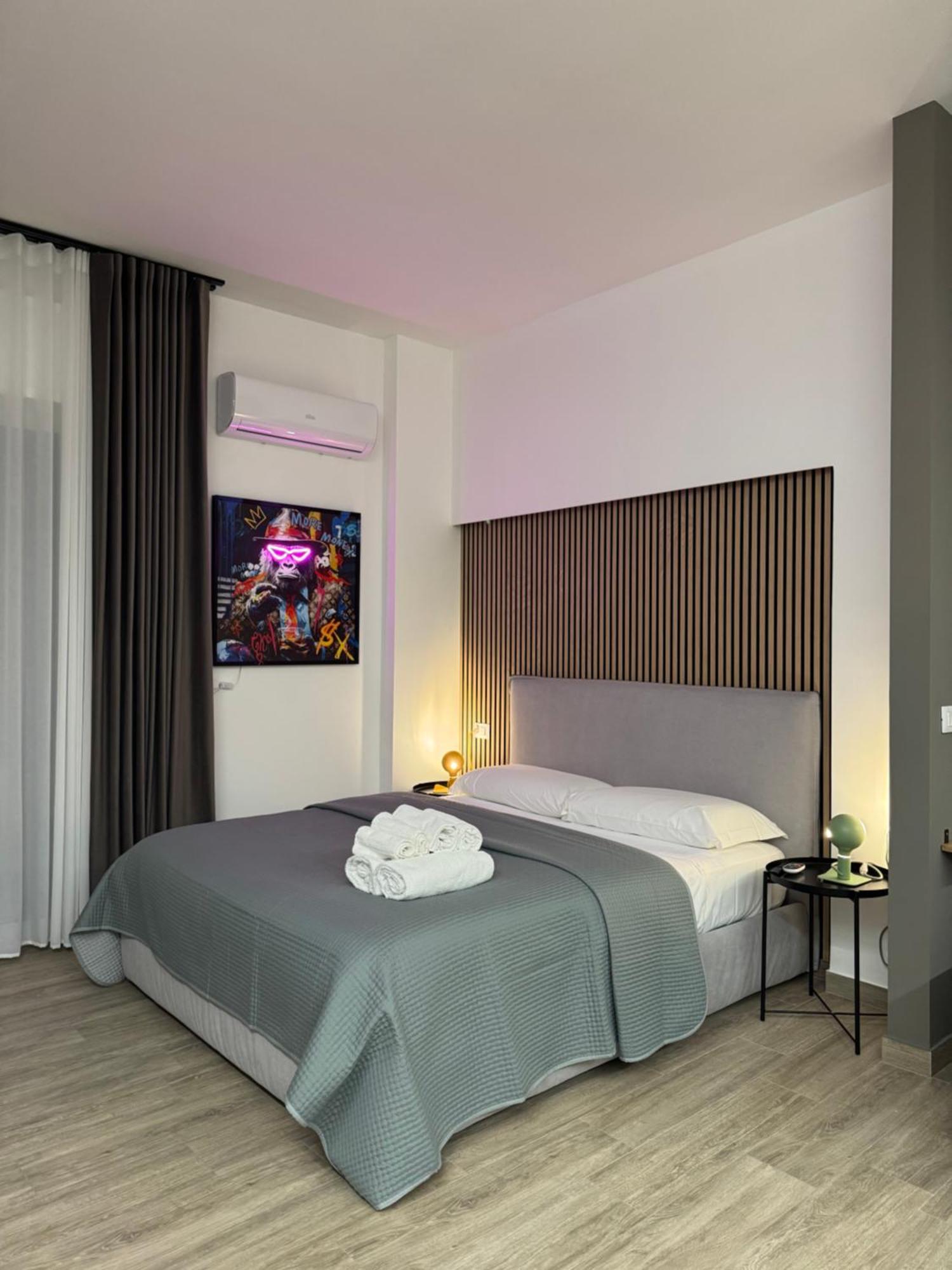 Maison 32 - Luxury Con Jacuzzi E Cucina - Station * Bari