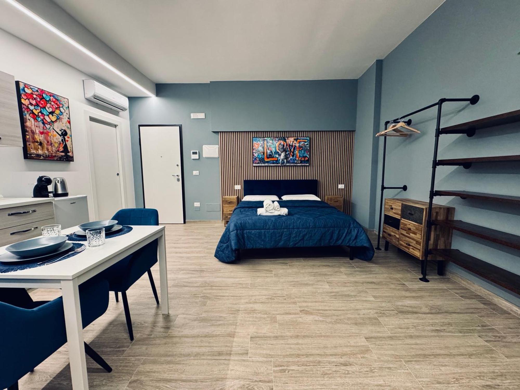 Maison 32 - Luxury Con Jacuzzi E Cucina - Station Bari