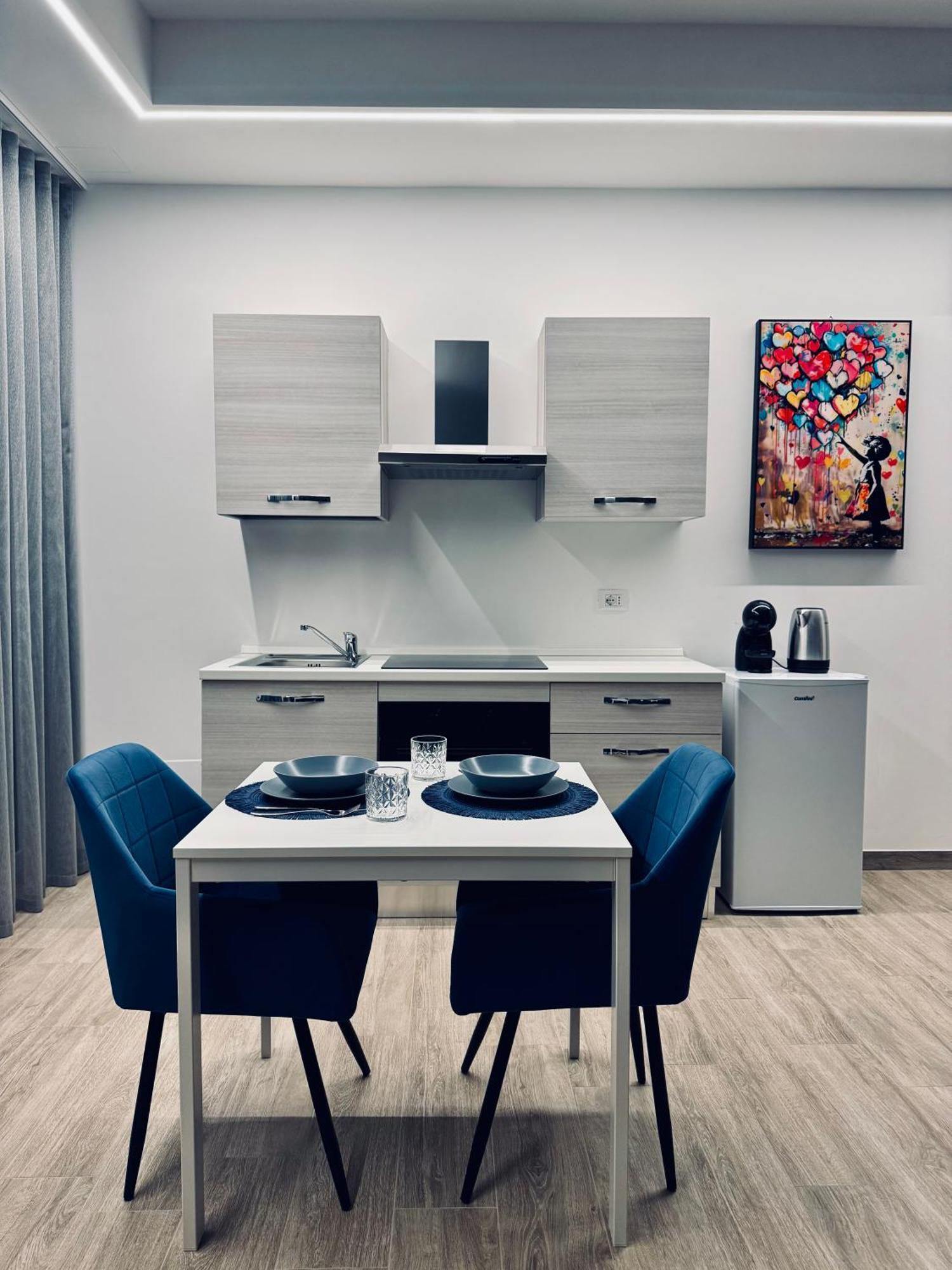 Maison 32 - Luxury Con Jacuzzi E Cucina - Station Apartment *