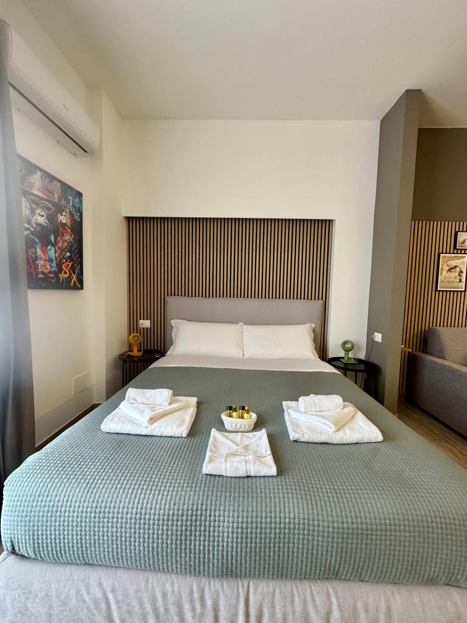 Maison 32 - Luxury Con Jacuzzi E Cucina - Station * Bari